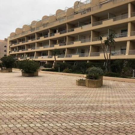 Studio 25M2 Hyeres Plages Bagian luar foto