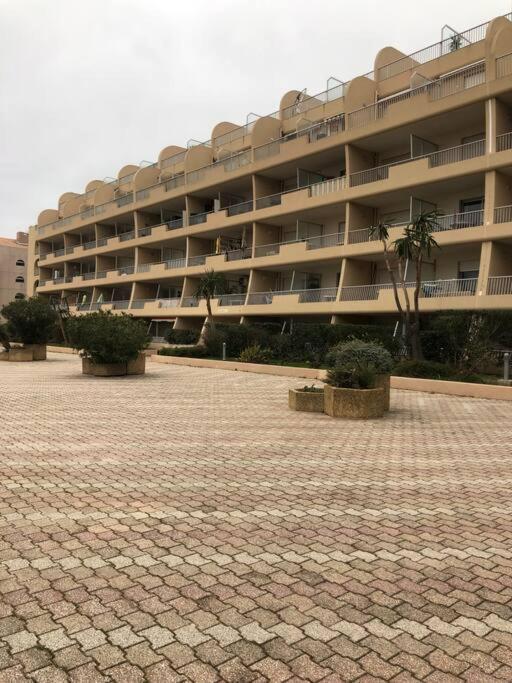 Studio 25M2 Hyeres Plages Bagian luar foto